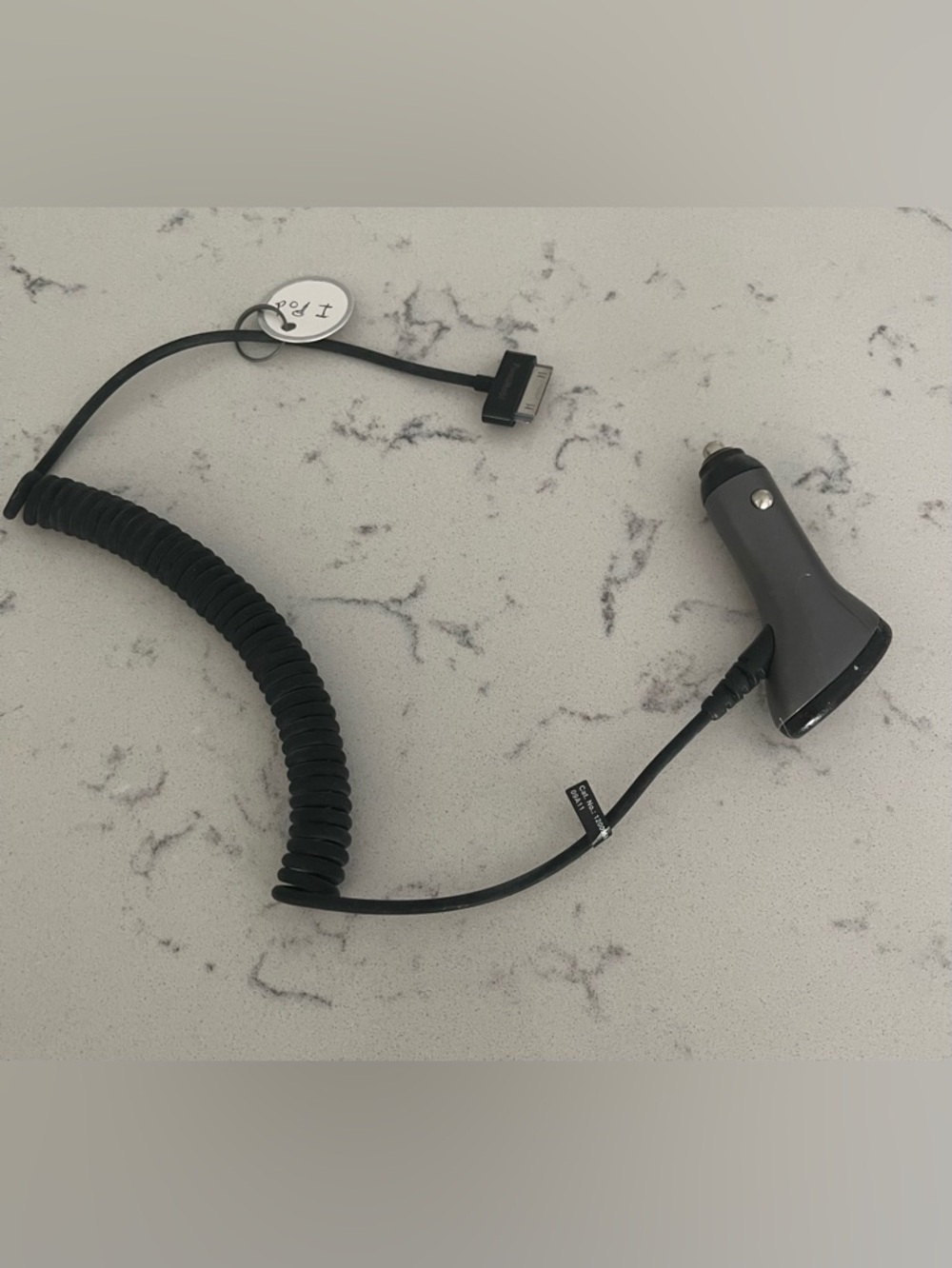 Car Charger with 30-Pin Connector for iPod/iPhone